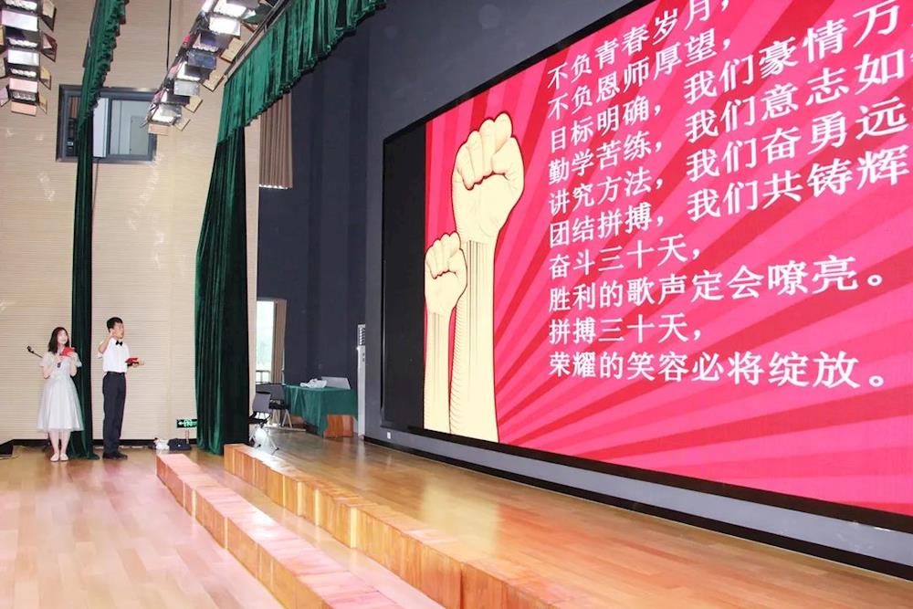 aa31665e3e82496a96fedcb538e2df21.jpg