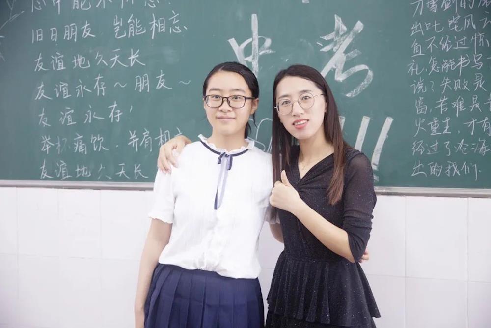 becbf95a1d924b76824ed49f7075a30d.jpg